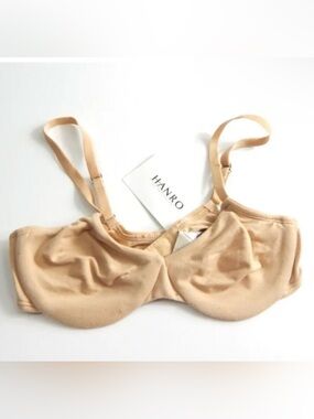 Hanro Touch Feeling Underwire Bra Beige skin nude Bra NEW NWT 32B style 1758